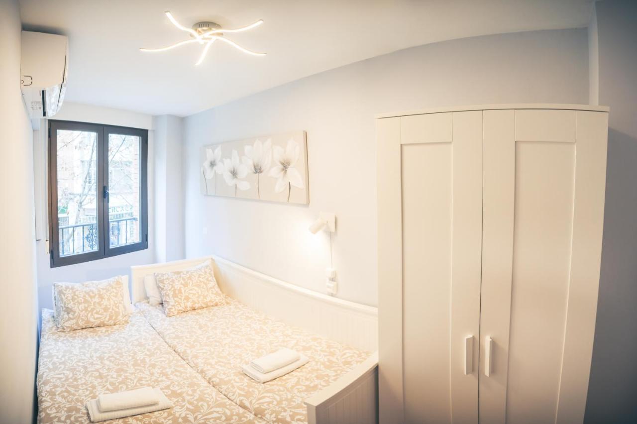 Apartamento Junto A Catedral Appartement Granada Buitenkant foto